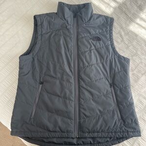The North Face Women's Charcoal Quilted Vest Size Large